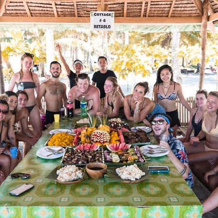 Mad Monkey Hostel Siargao (Adults Only) Хенераль-Луна Екстер'єр фото