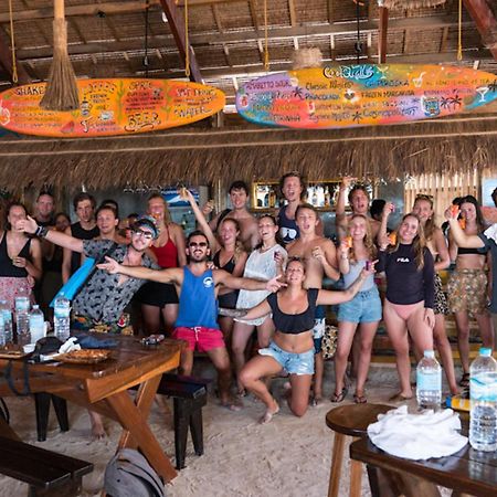 Mad Monkey Hostel Siargao (Adults Only) Хенераль-Луна Екстер'єр фото