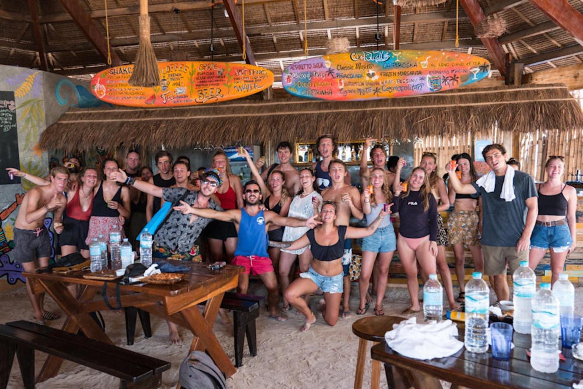 Mad Monkey Hostel Siargao (Adults Only) Хенераль-Луна Екстер'єр фото